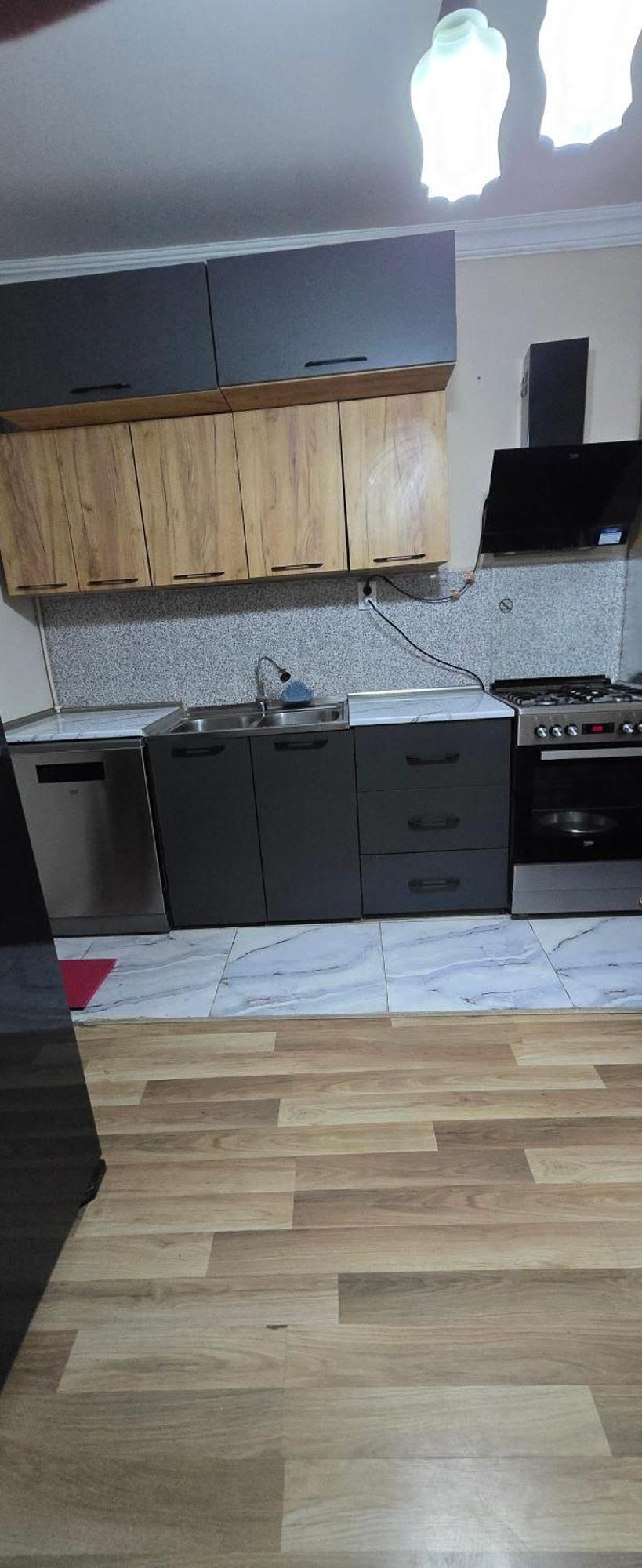 Apartment Zurabi Batoemi Buitenkant foto